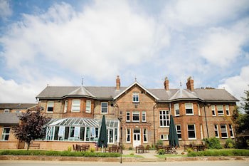 Burn Hall Hotel