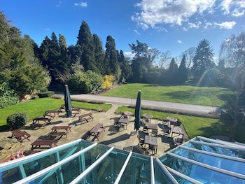 Burn Hall Hotel