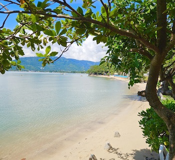 Cinnamon Beach Villas
