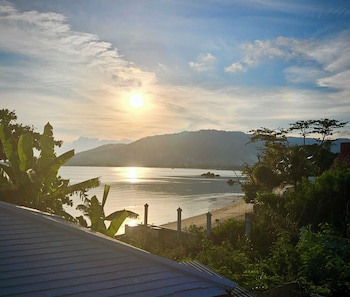 Cinnamon Beach Villas