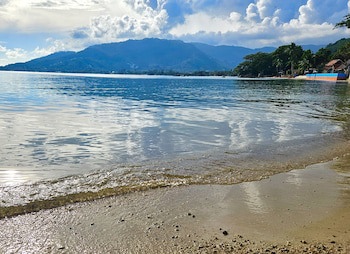 Cinnamon Beach Villas