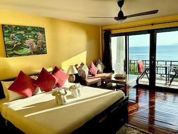 Cinnamon Beach Villas