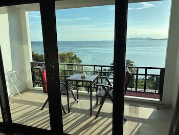Cinnamon Beach Villas