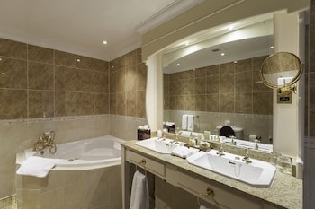 Luton Hoo Hotel, Golf And Spa