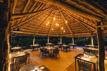 Matachica Resort & Spa - Adults Only