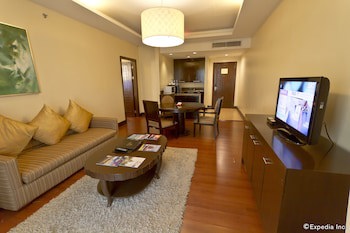 Crown Regency Hotel And Towers