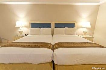 Crown Regency Hotel And Towers