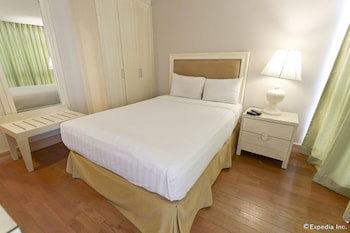 Crown Regency Hotel And Towers
