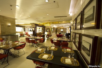 Crown Regency Hotel And Towers