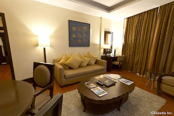 Crown Regency Hotel And Towers