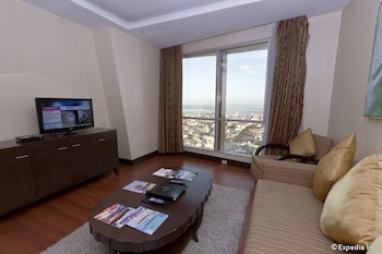 Crown Regency Hotel And Towers