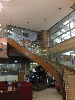 Crown Regency Hotel And Towers