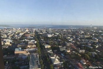 Crown Regency Hotel And Towers