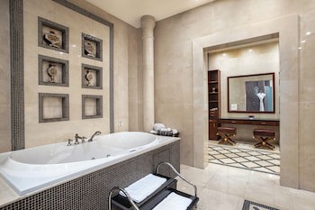 Crowne Plaza Al Khobar, An Ihg Hotel