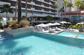 La Concha Renaissance San Juan Resort
