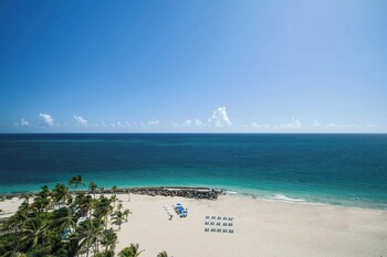 La Concha Renaissance San Juan Resort