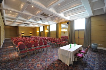 Amerian Executive Mendoza Hotel