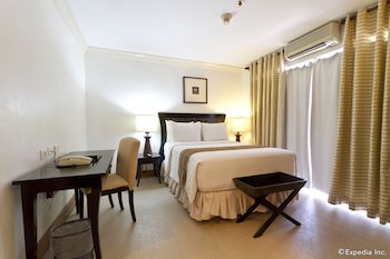 Crown Regency Suites & Residences - Mactan
