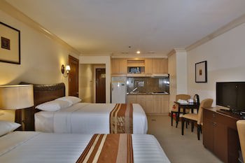 Crown Regency Suites & Residences - Mactan