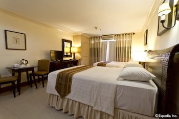 Crown Regency Suites & Residences - Mactan