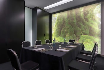 Doubletree By Hilton Hotel Lisbon - Fontana Park