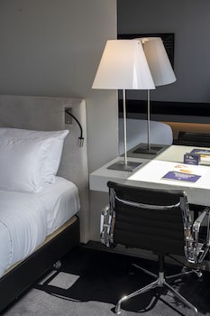 Doubletree By Hilton Hotel Lisbon - Fontana Park