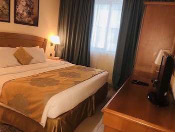 Golden Tulip Sharjah