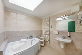 Corvin Hotel Budapest - Corvin Wing
