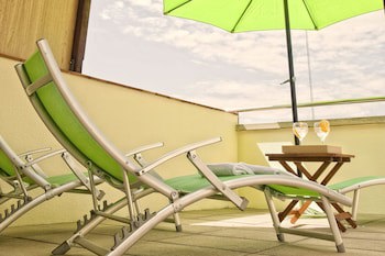 Acacia Suite