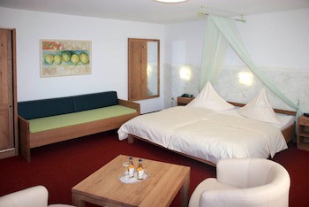 Hotel Restaurant Flora galeri fotoğrafı