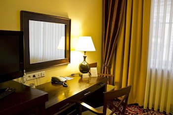 Columbus Hotel