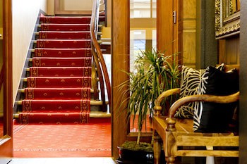 Columbus Hotel