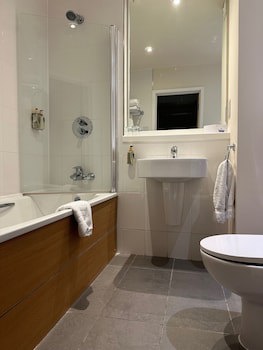 De Vere Cotswold Water Park