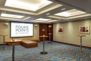 Four Points By Sheraton Bur Dubai