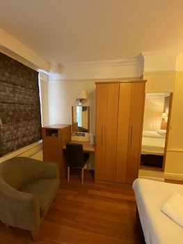 Buckingham Hotel