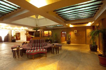 Al Liwan Suites