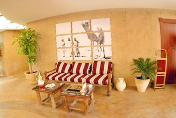 Al Liwan Suites