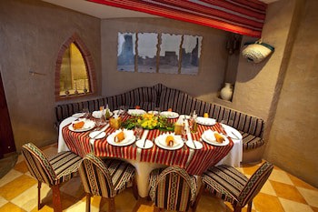 Al Liwan Suites
