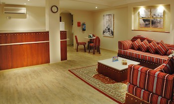 Al Liwan Suites