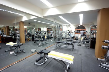 Al Liwan Suites