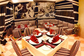 Al Liwan Suites