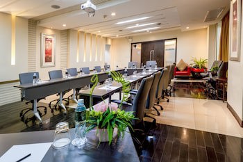 Furamaxclusive Sathorn, Bangkok