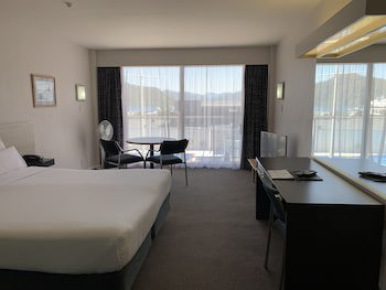 Picton Yacht Club Hotel