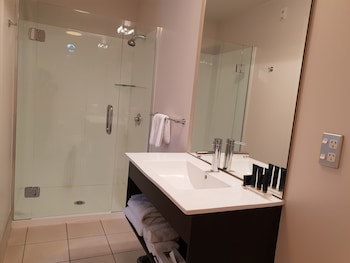 Picton Yacht Club Hotel