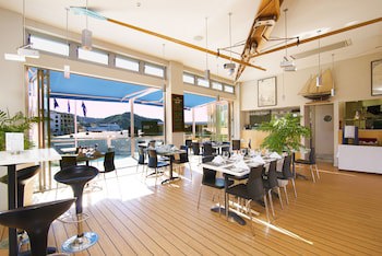 Picton Yacht Club Hotel