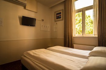 Amsterdam Downtown Hotel