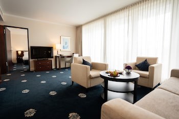 Hotel Vier Jahreszeiten Starnberg galeri fotoğrafı