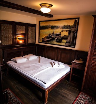 Boat Hotel Matylda