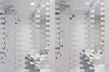 B&B Madrid Aeropuerto T1 T2 T3