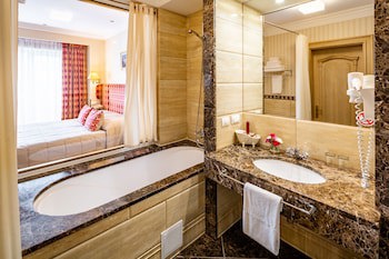 Swiss Hotel